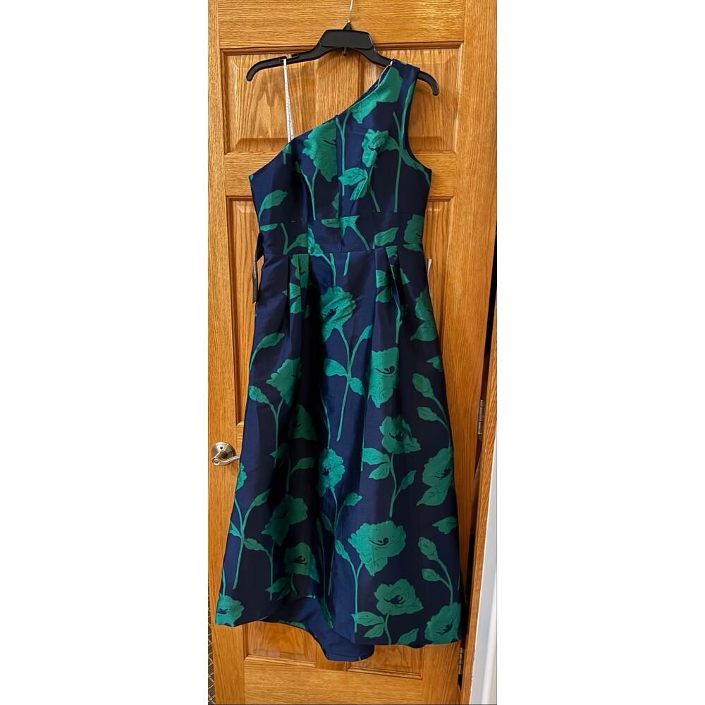 Kay Unger Tiara Floral One-Shoulder Gown - Navy/Emerald size 10 (NEW) - Picture 6 of 10